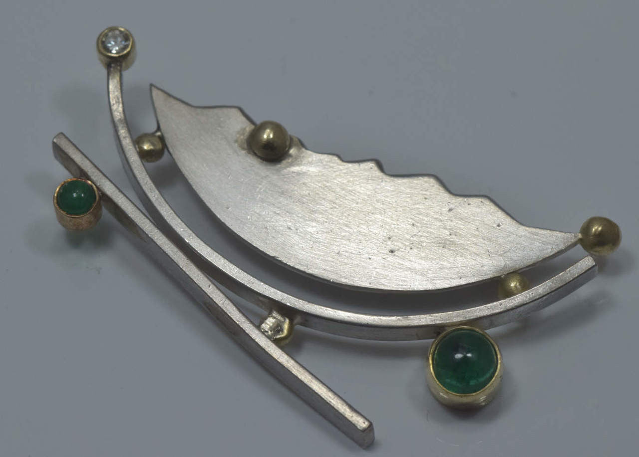 Contemporary Emerald and Diamond Pin