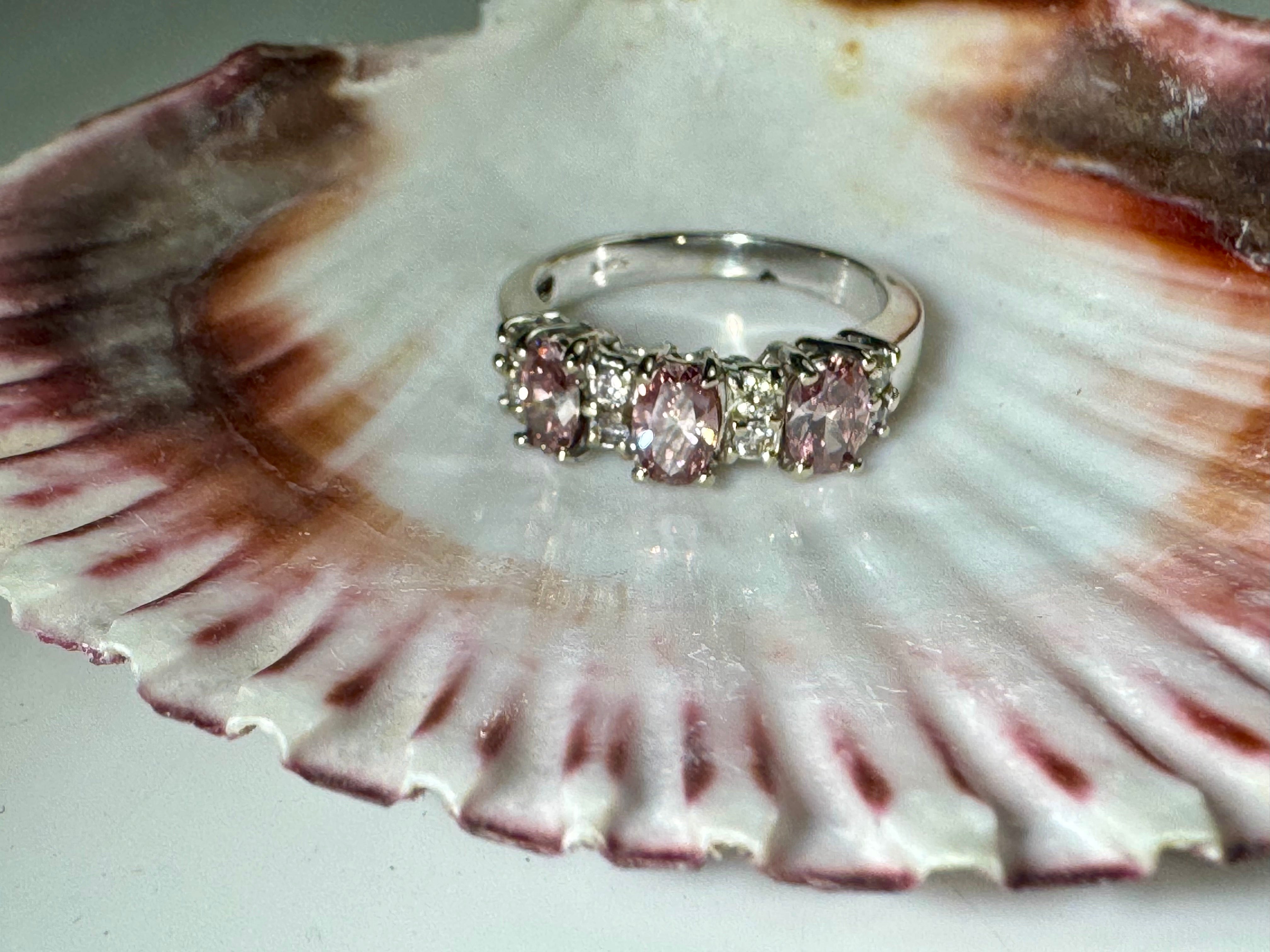 Pink Diamond White 14k Ring