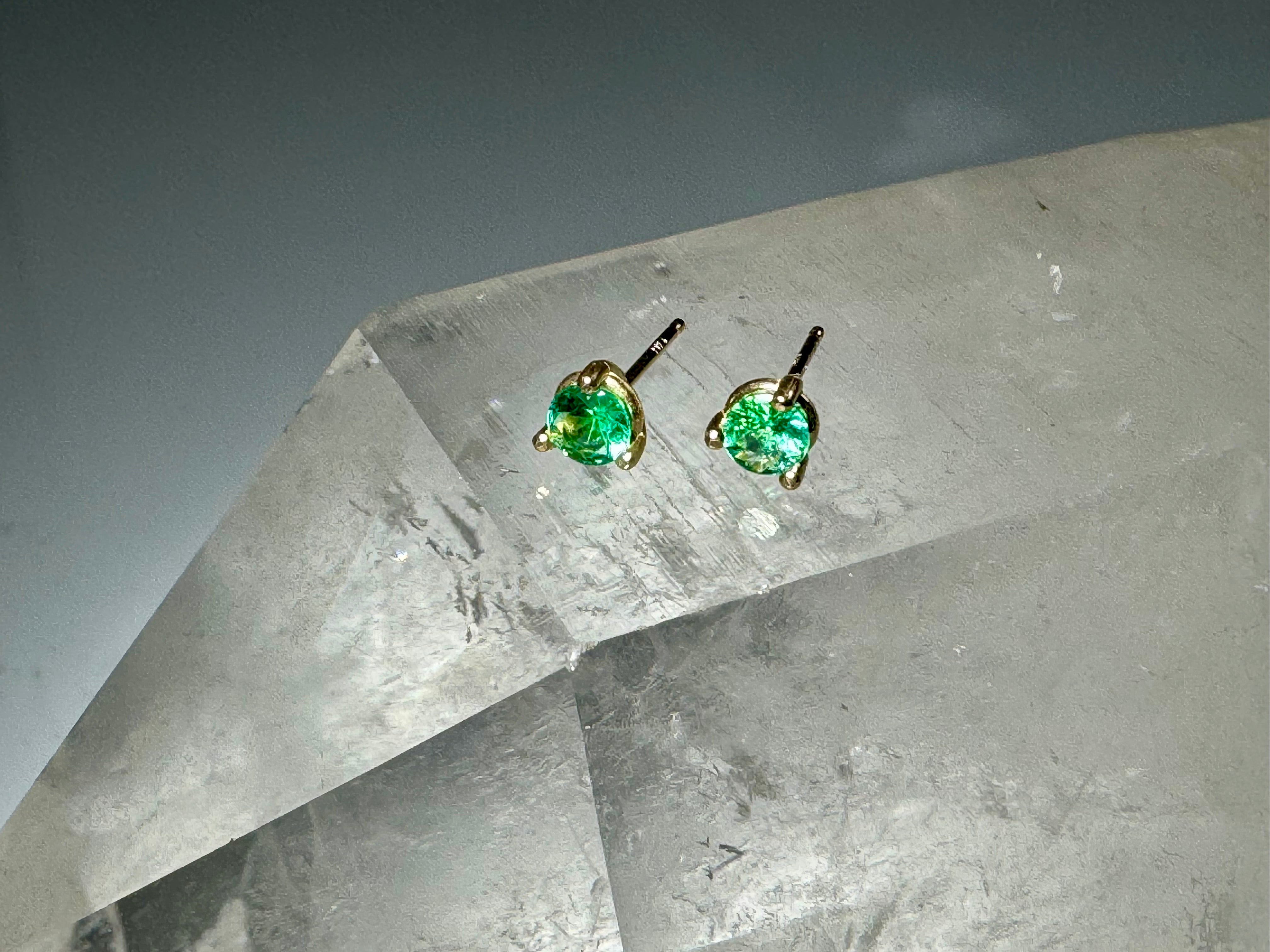Emerald 3 Prong 14k Studs