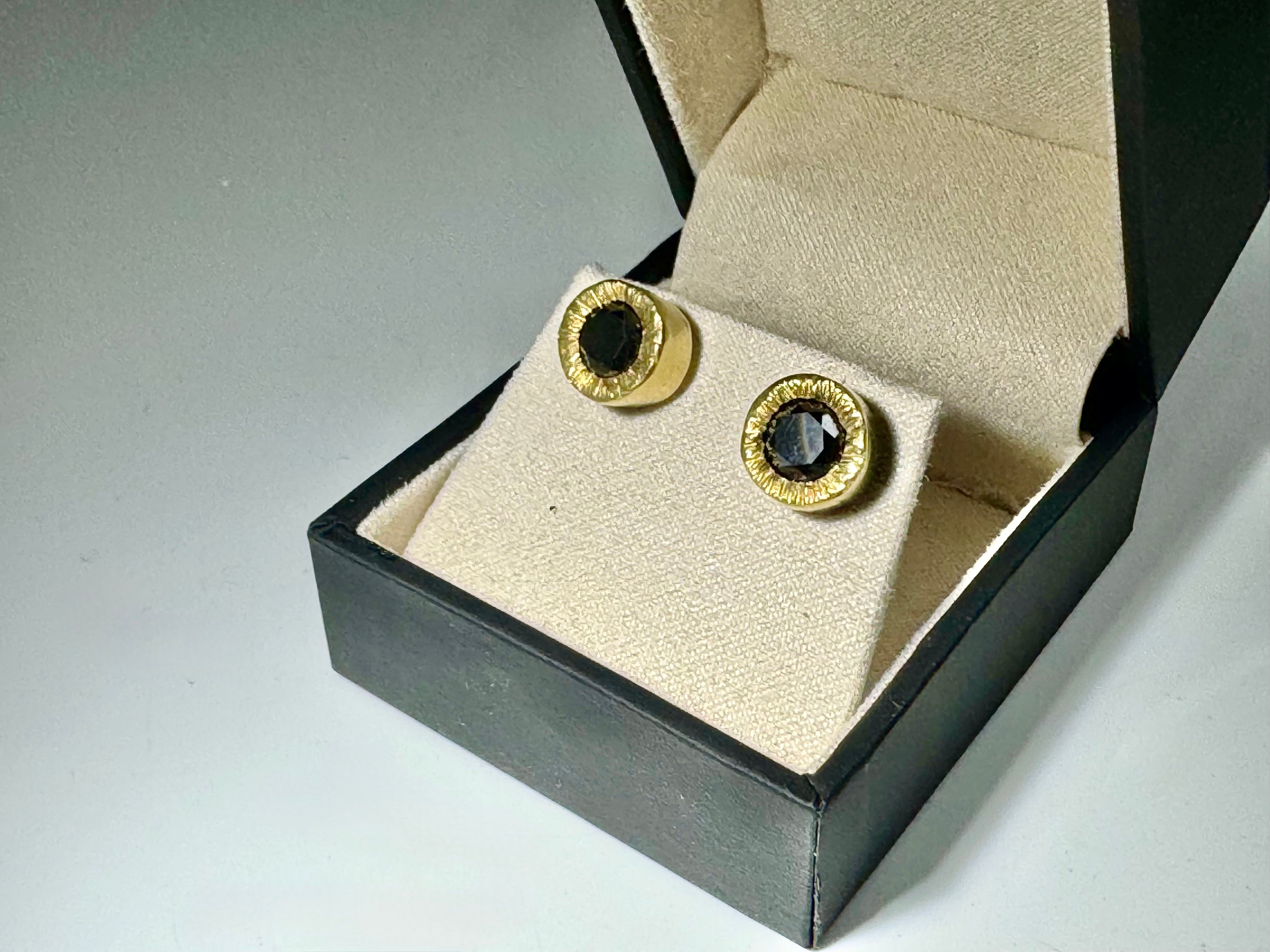 Black Diamond 18k Studs