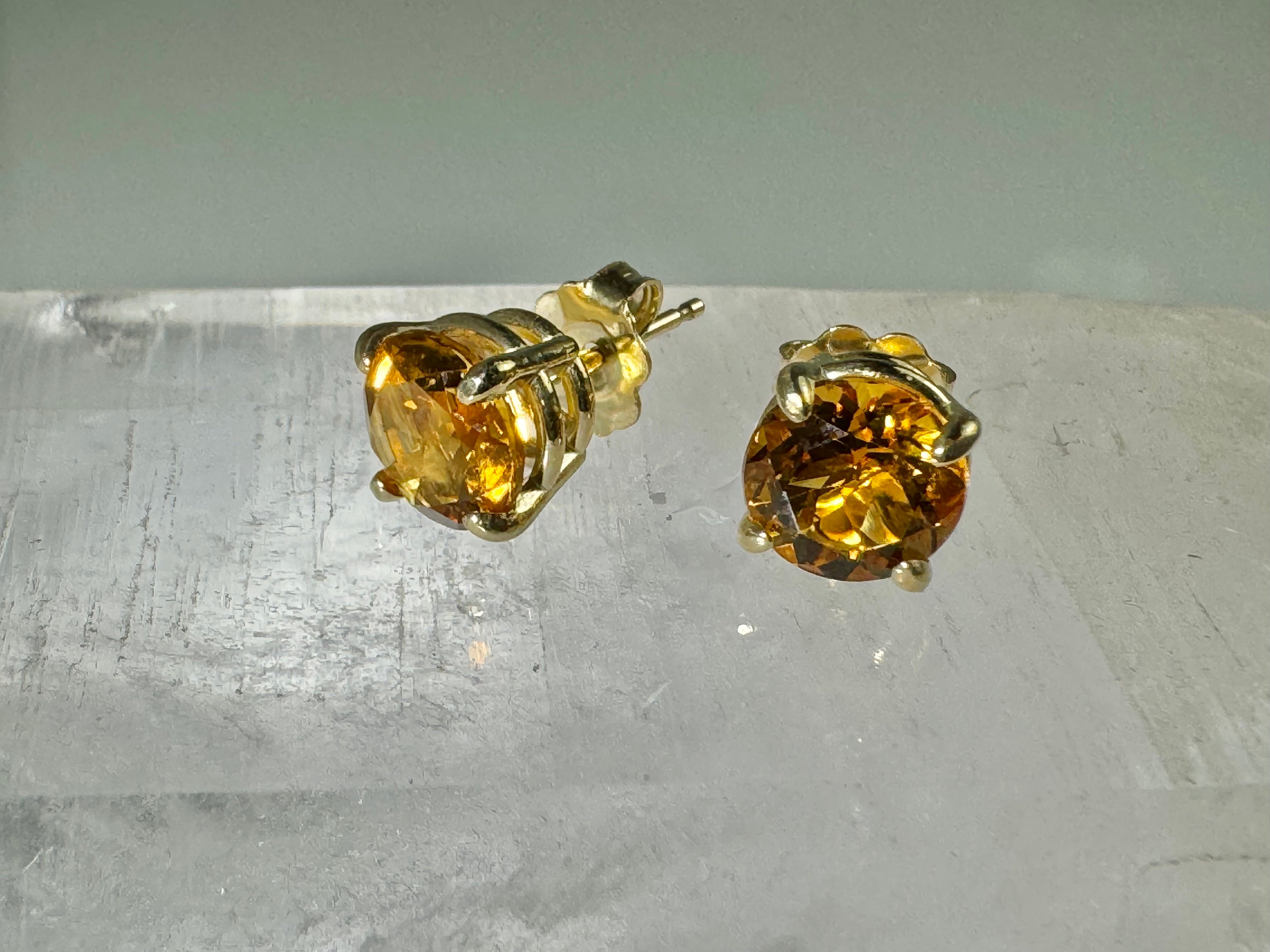 Citrine 7mm 14k Studs