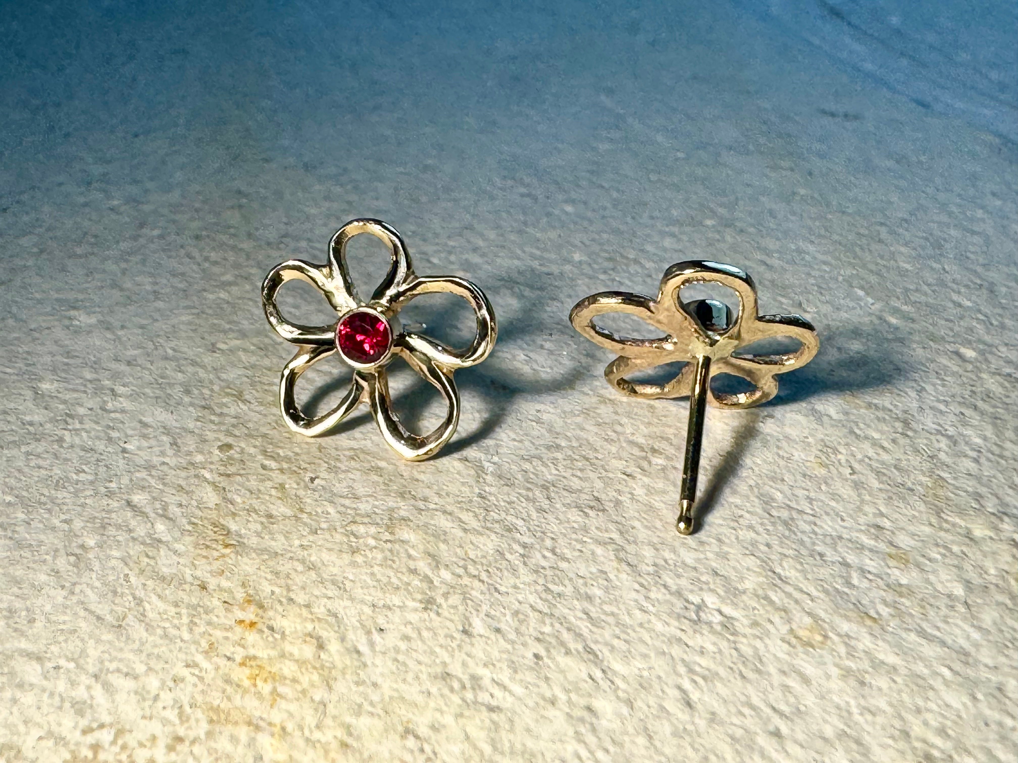 Ruby Open flower 14k Studs