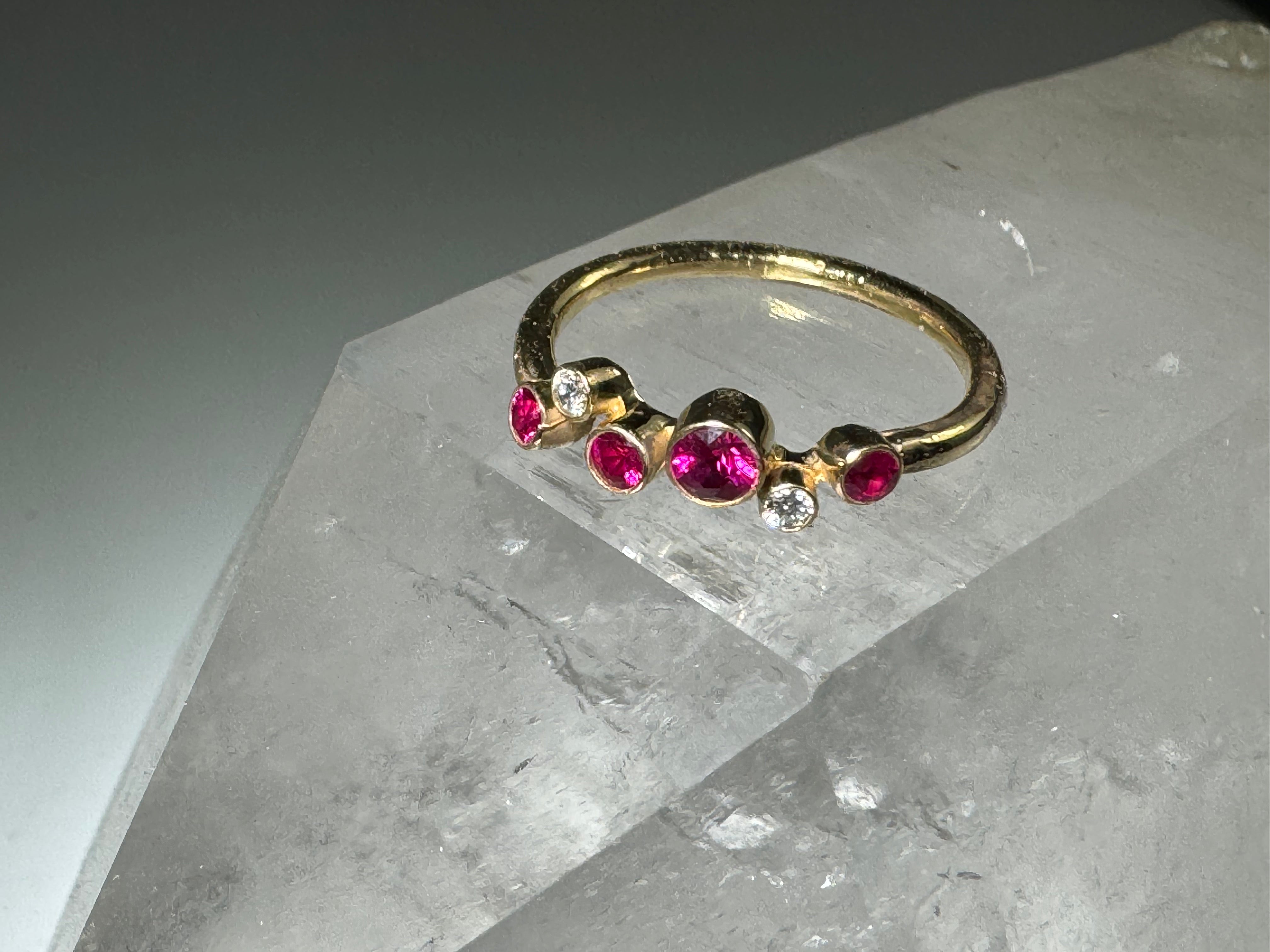 Ruby & Diamond Pebble 18k Ring