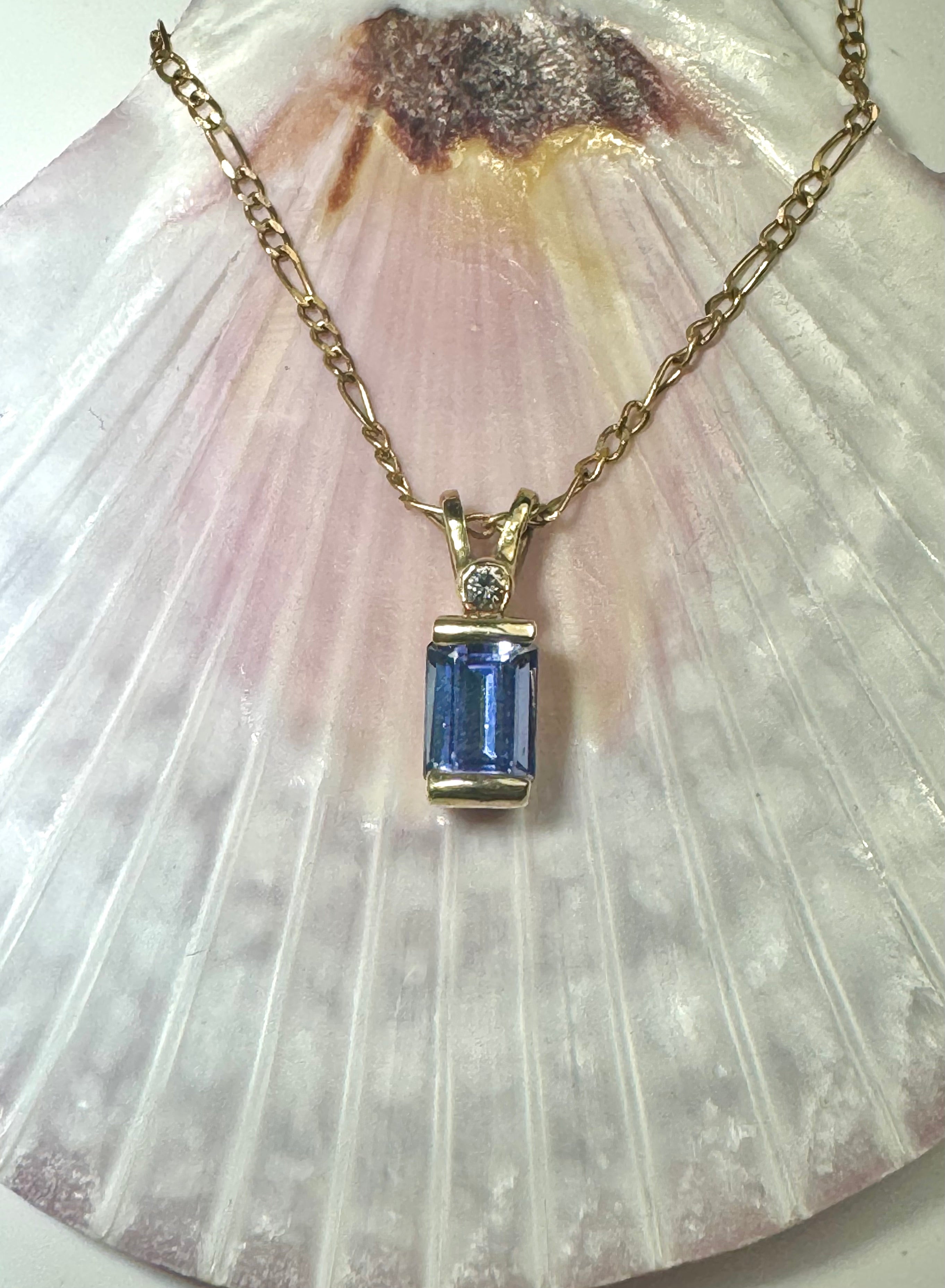 Tanzanite Diamond 14k Pendant