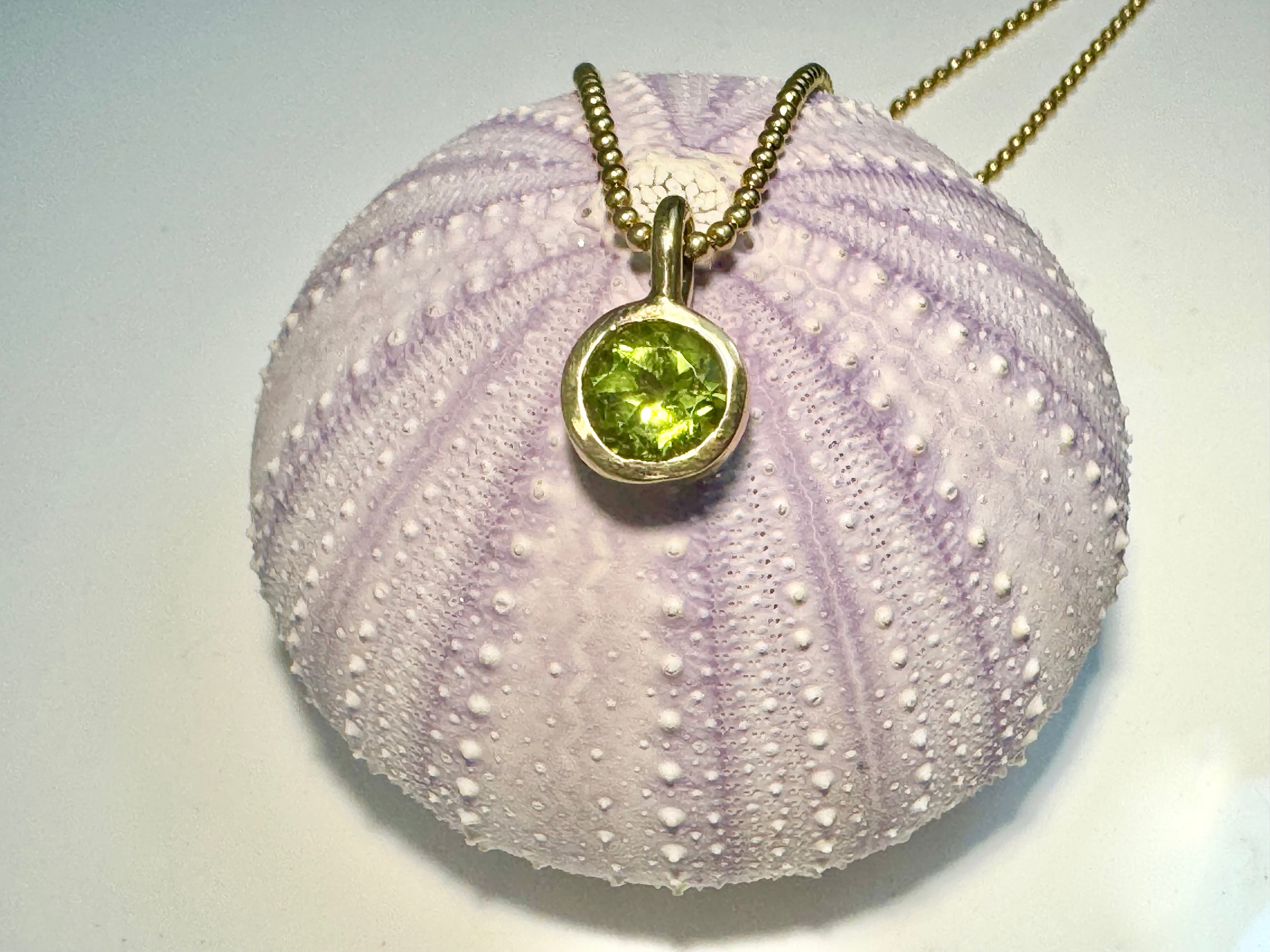Peridot 7mm 14k Bezel Pendant