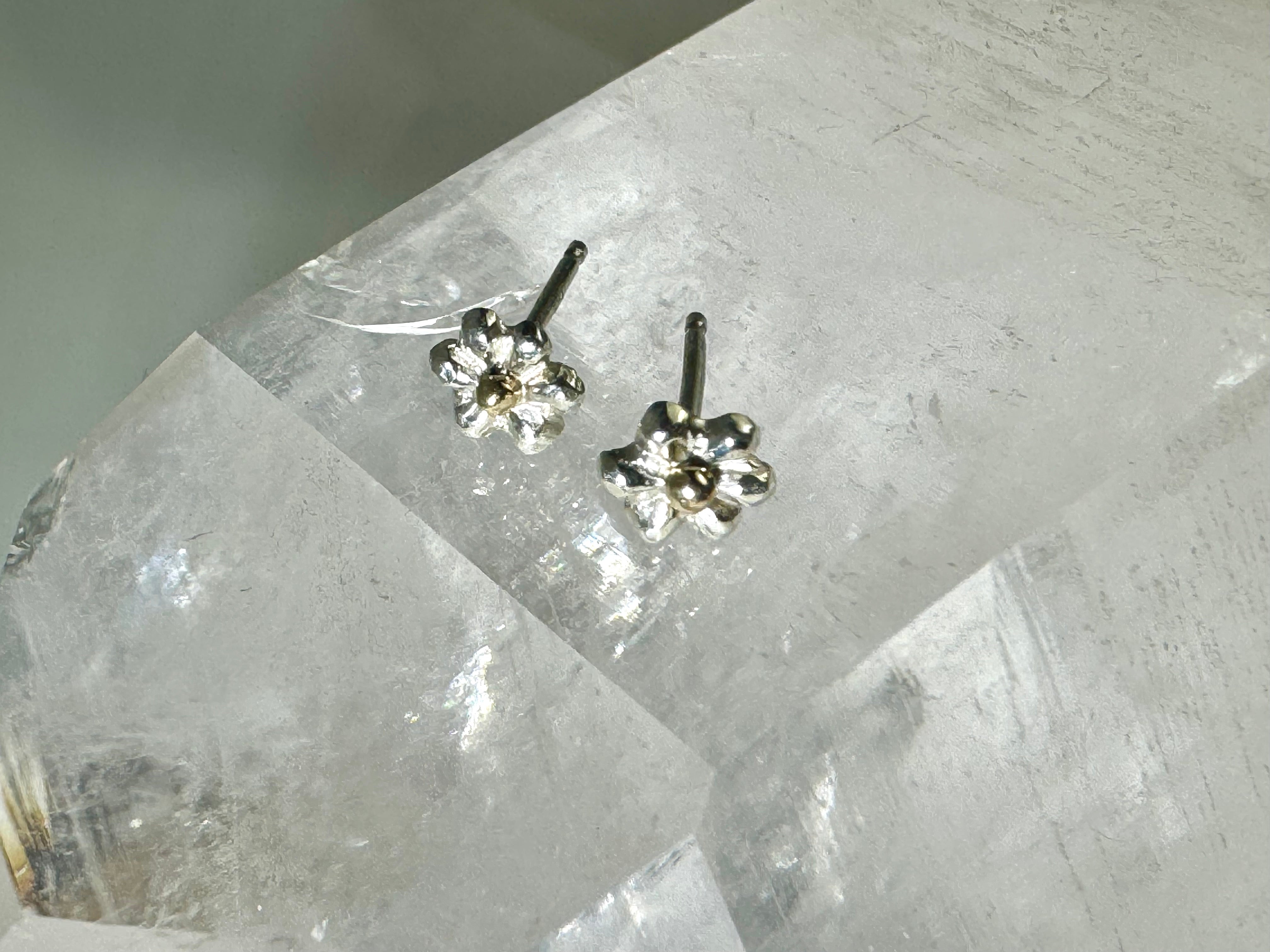 Flower Sterling & 18k Studs