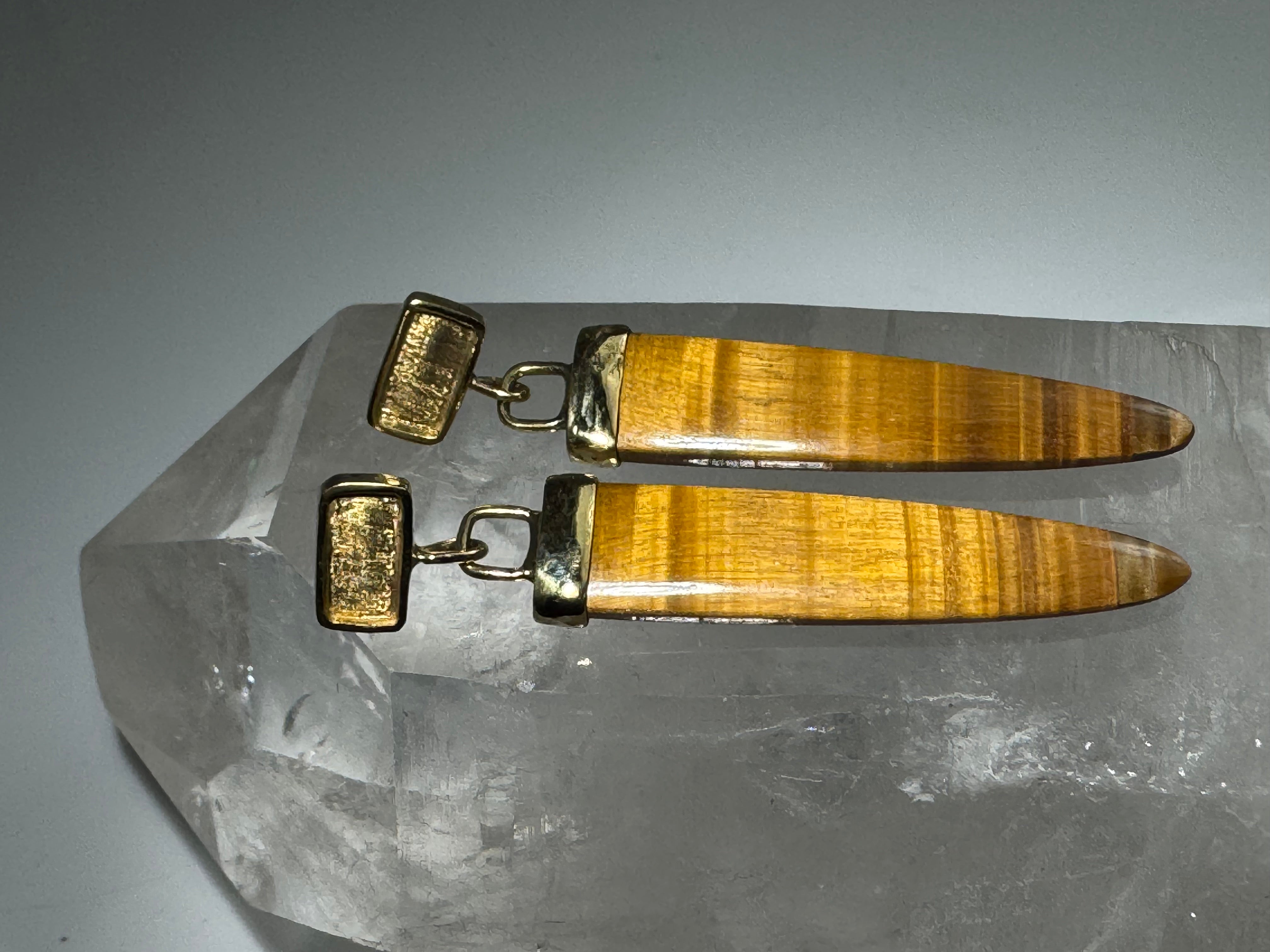 Tiger Eye Tongue 18k Gold Drops