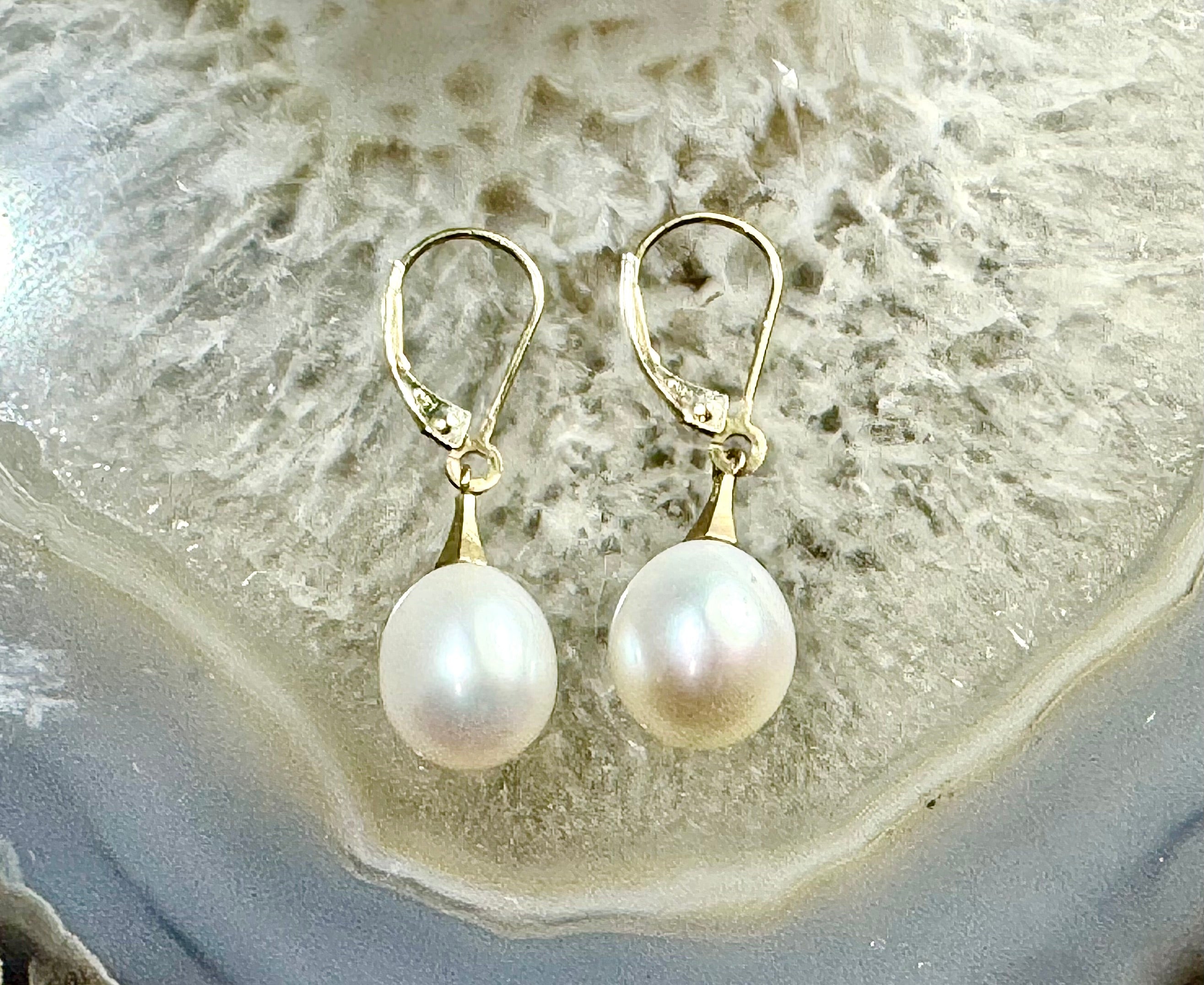 Pearl 14k Lever Back Dangles