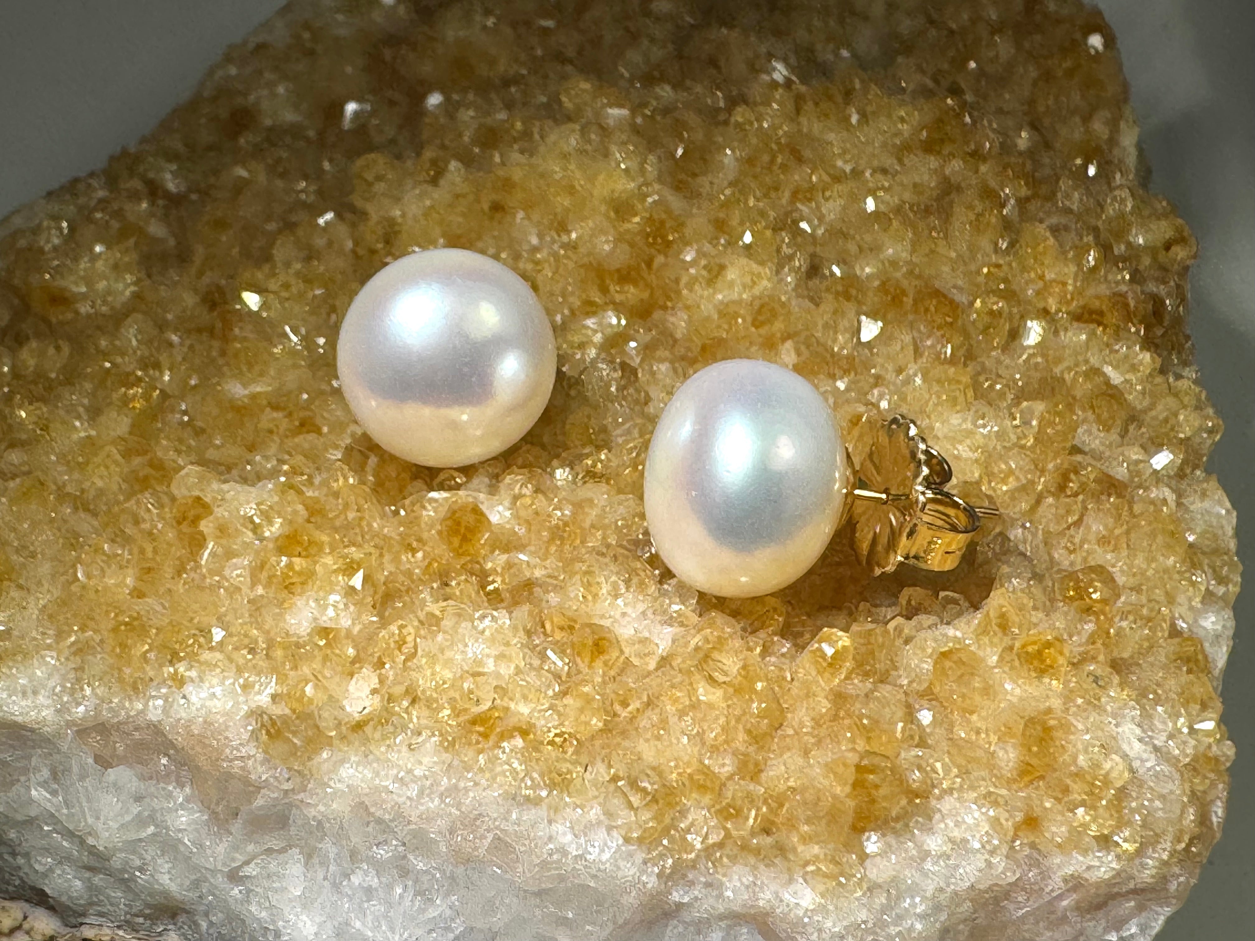 Pearl 13mm 14k Studs