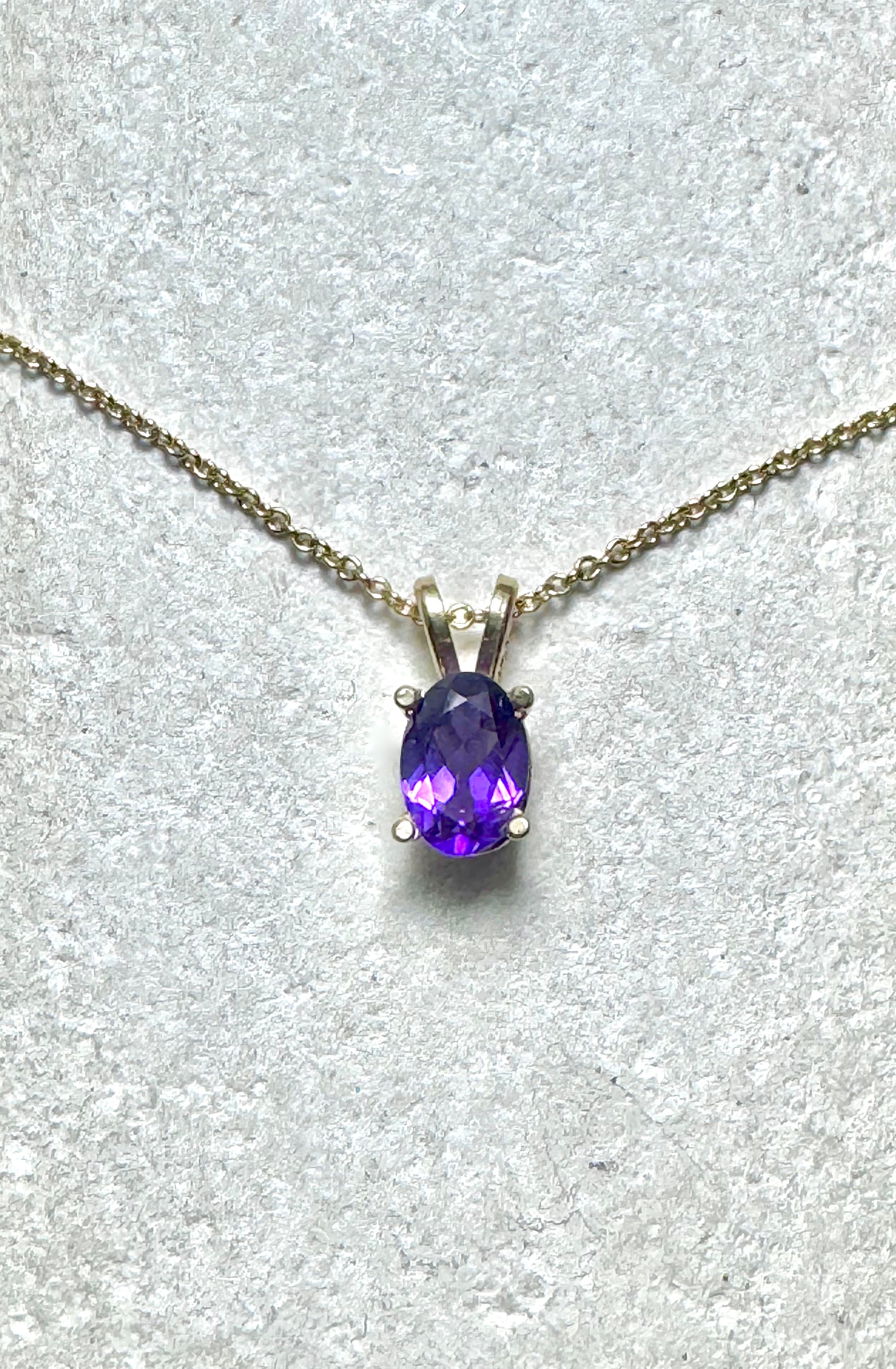 Amethyst Faceted Oval 14k Pendant