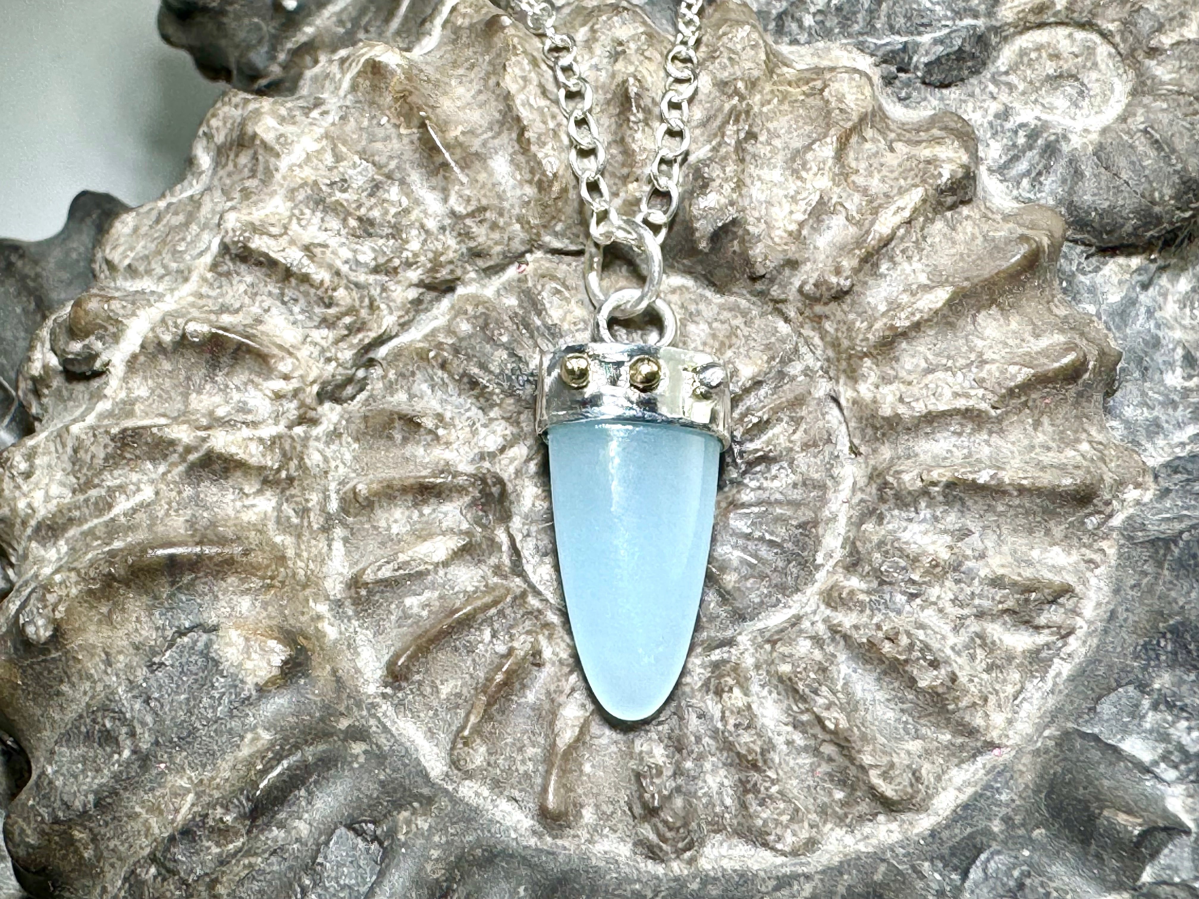 Aquamarine Tongue Two Tone Pendant