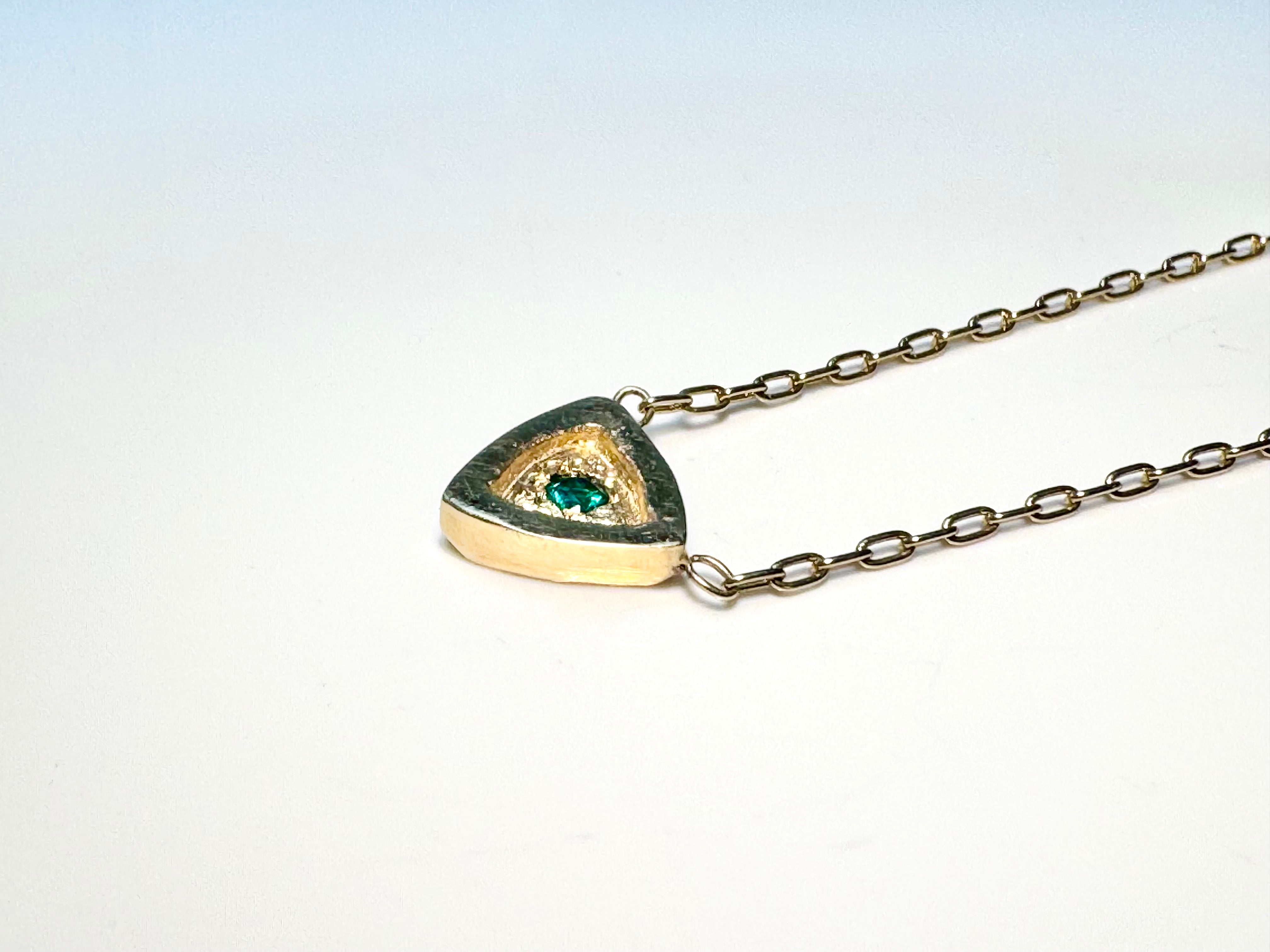 Emerald Raised Edge 14k Necklace