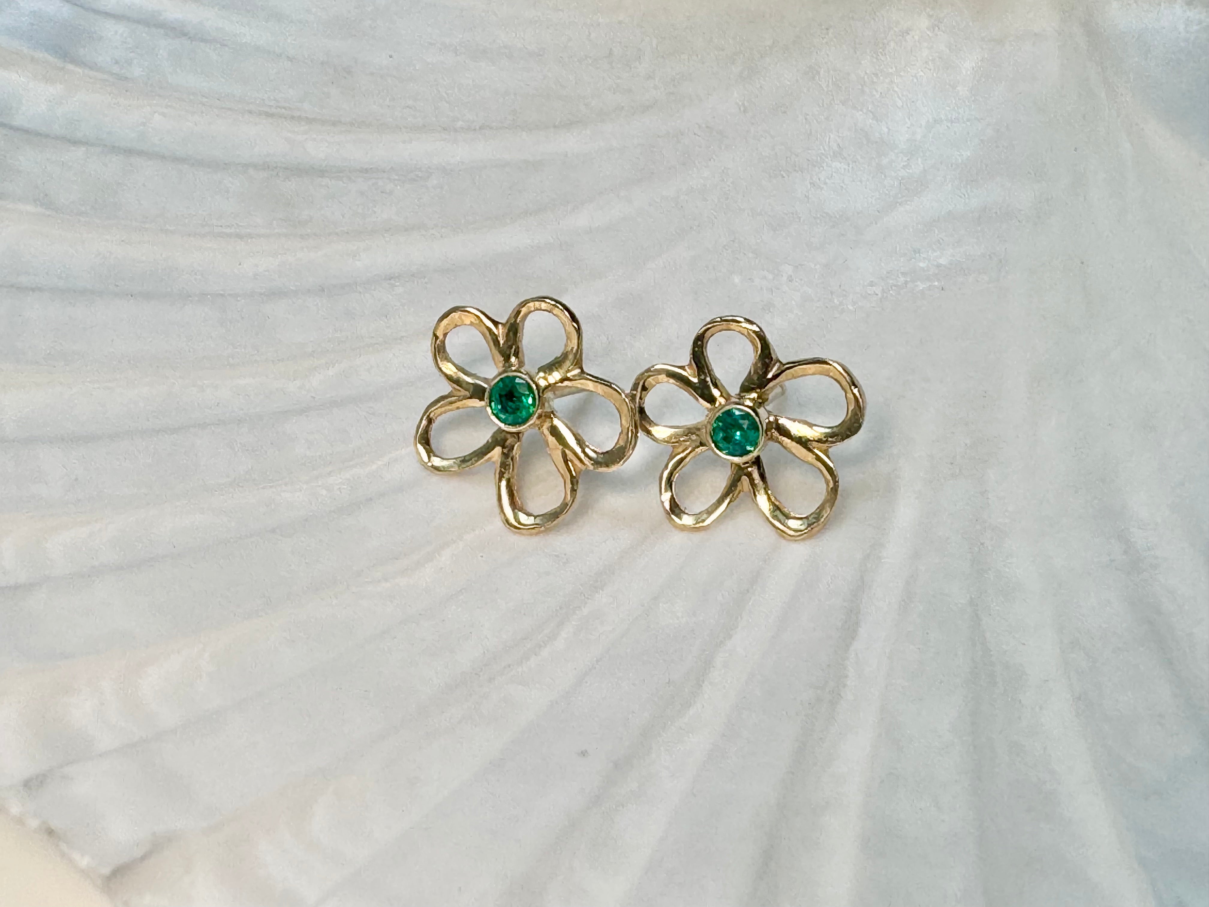 Emerald Open Flower 14k Studs