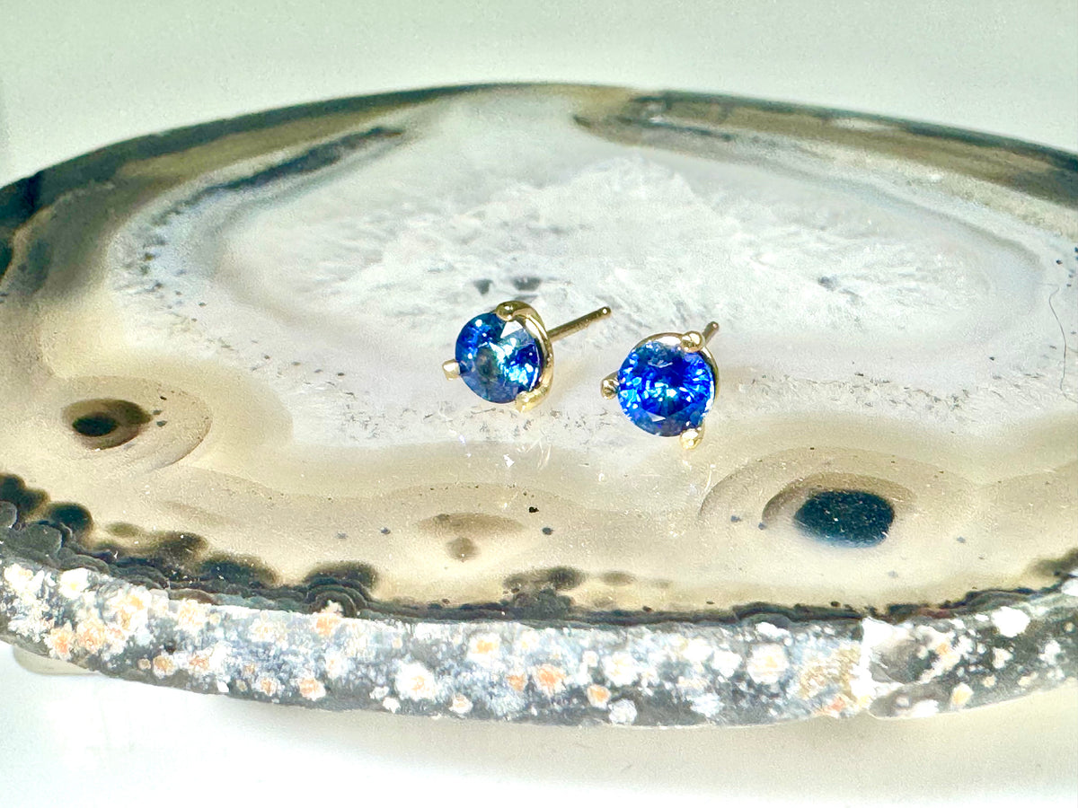 Sapphire 5mm 3 Prong 14k Studs