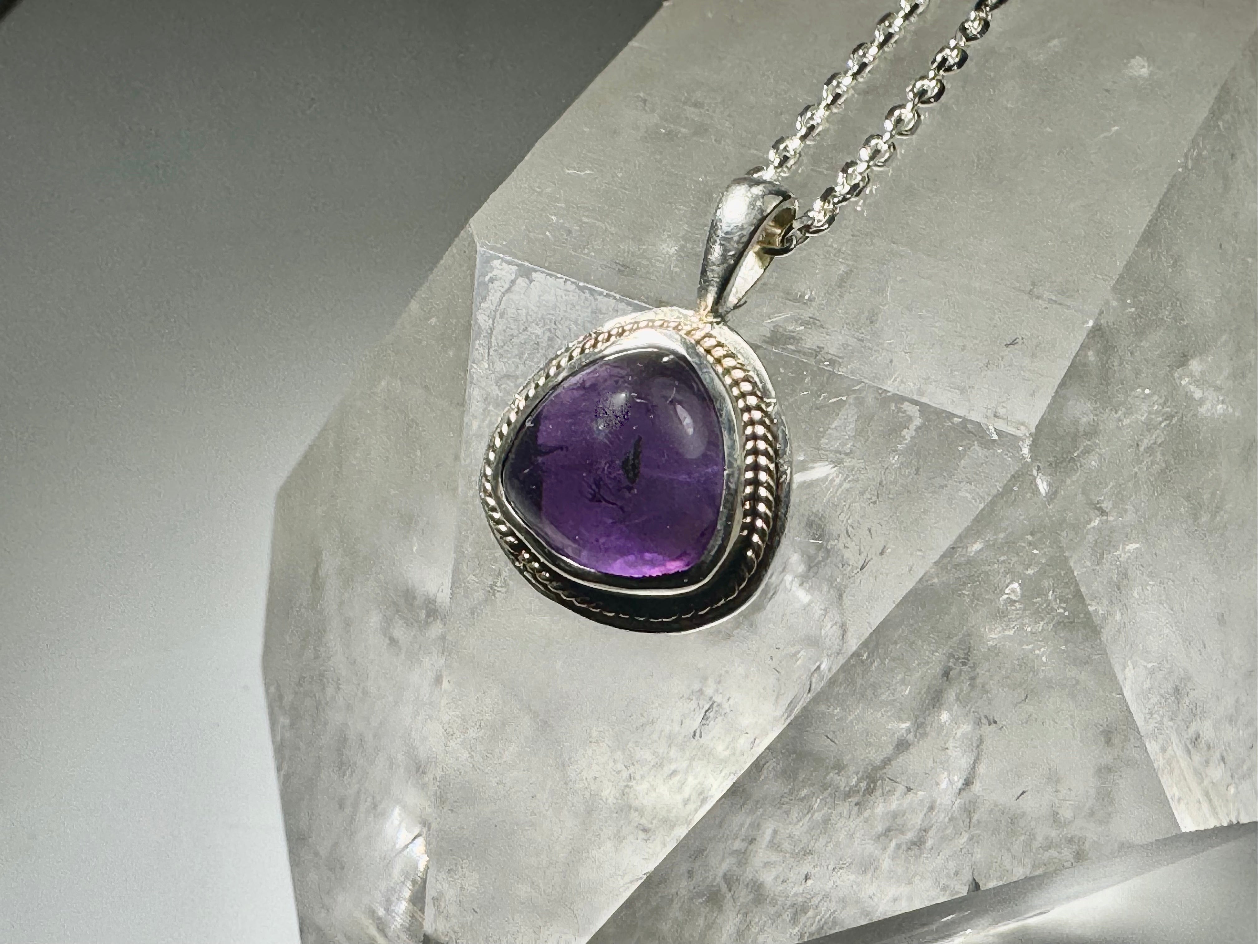 Amethyst Trillium Two Tone Pendant