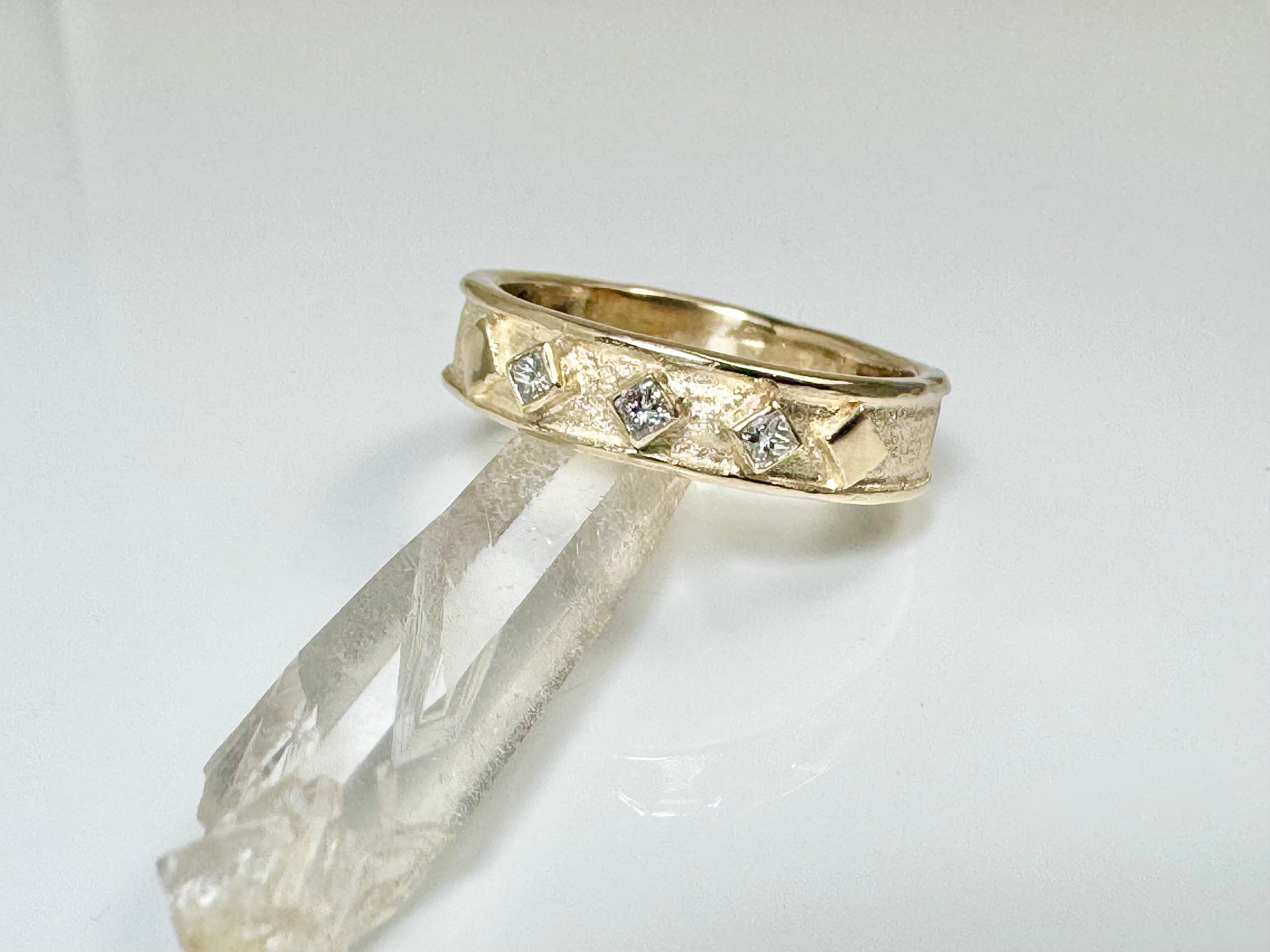 Diamond 14k Band