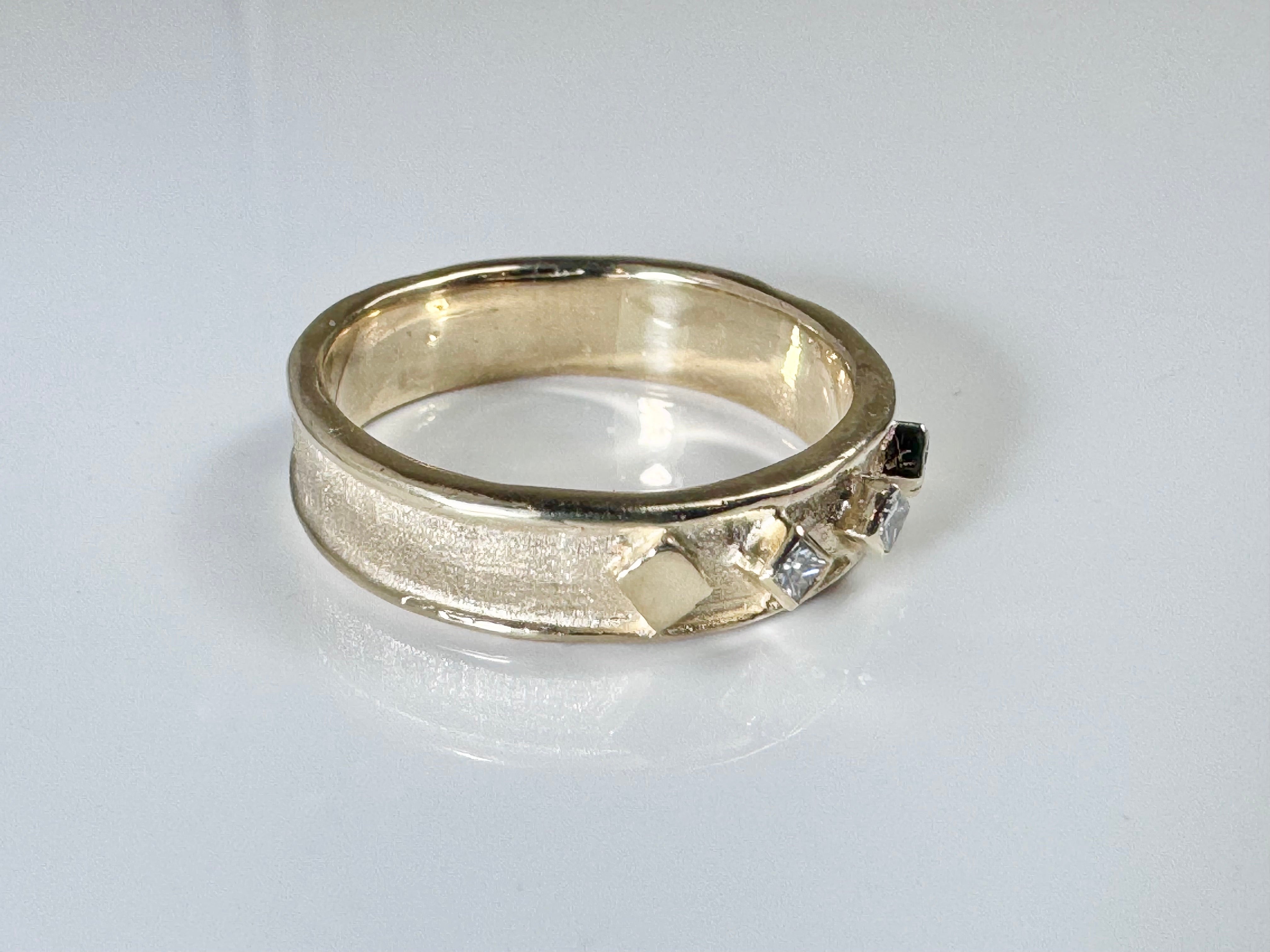 Diamond 14k Band