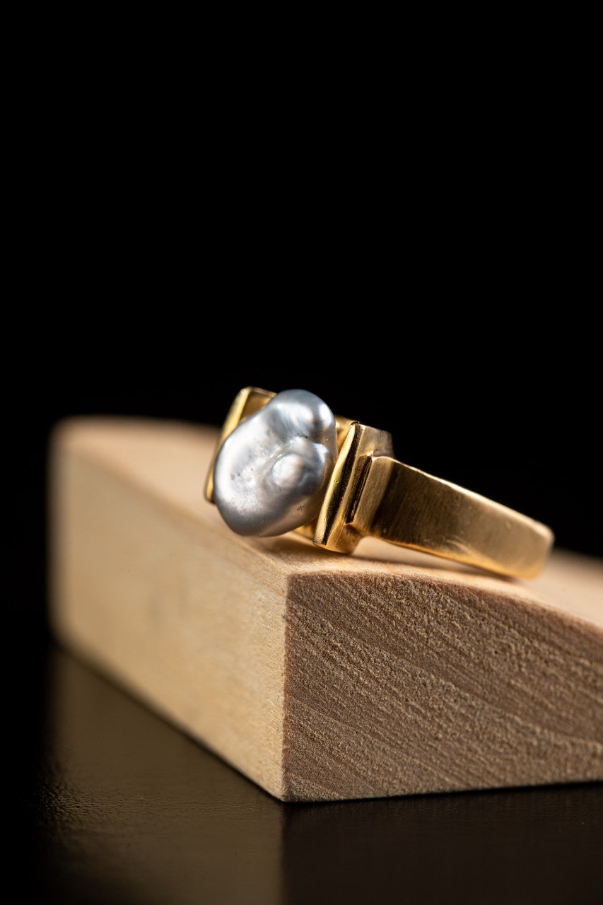 Grey Keishi Pearl 18K Ring